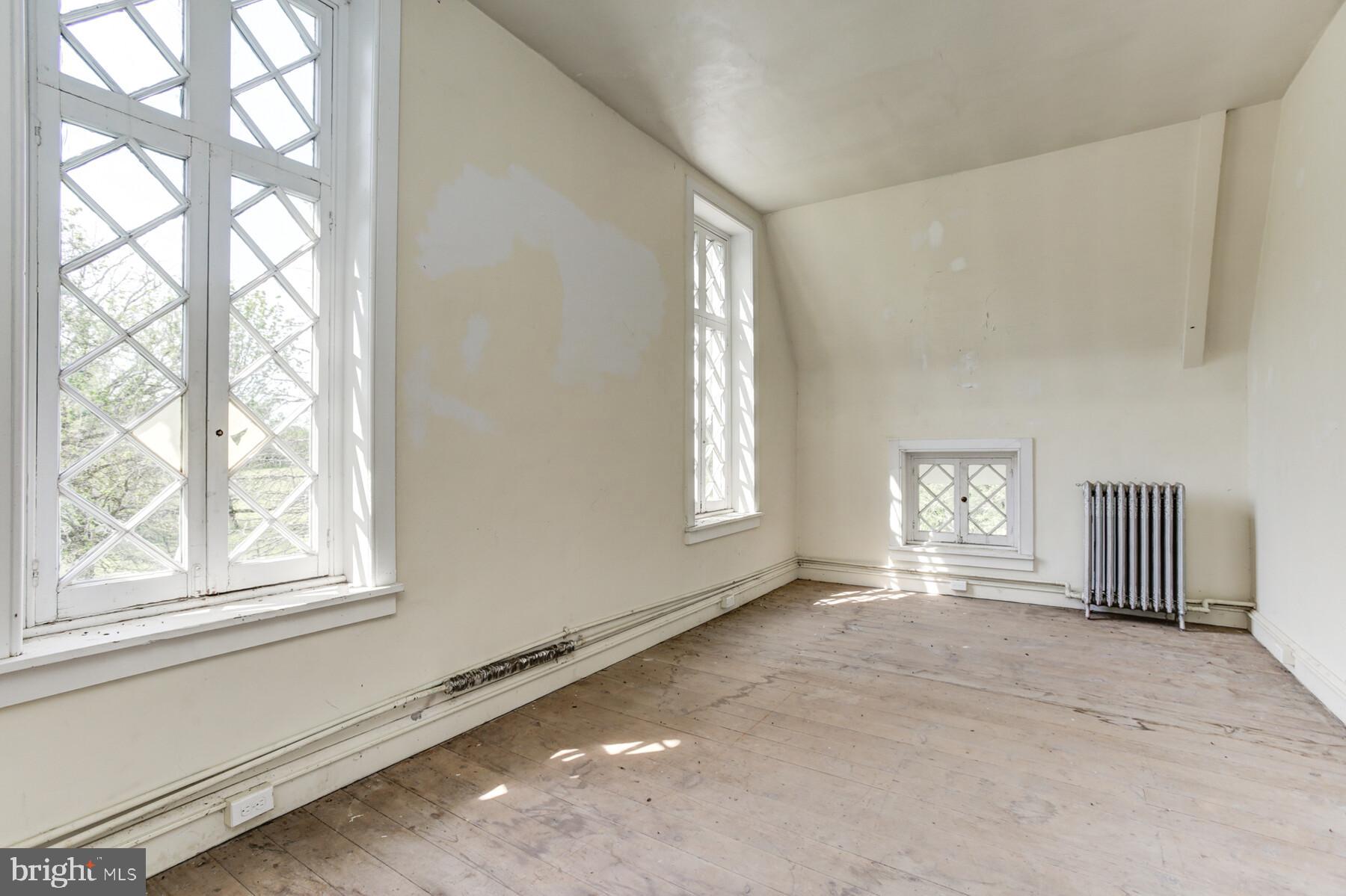 1800 Trevanion Road Taneytown, MD 21787 - Photo 29 of 36 Another of the 3rd Level Bonus Rooms