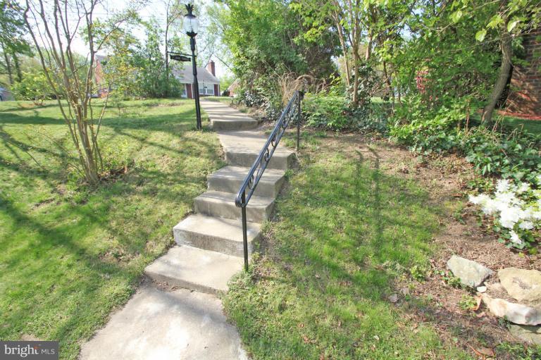 2 Lauer Terrace Silver Spring, MD 20901 - Photo 7 of 28 a view of yard with green space