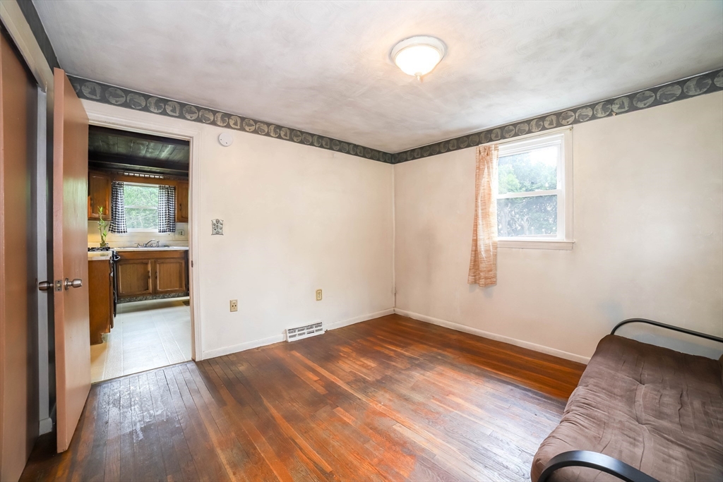 213 Nashua Road Billerica, MA 01862 - Photo 10 of 31 Gallery Image 10