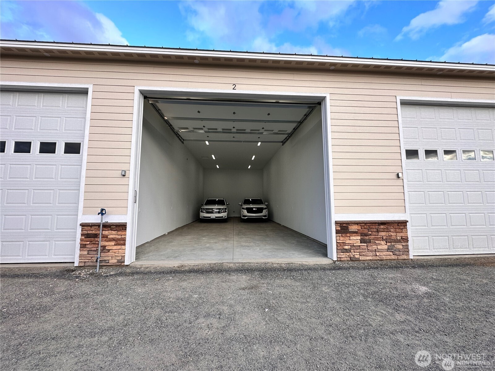 9842 West 9th Road Northwest, Unit A4 Quincy, WA 98848 - Photo 14 of 15 a view of a garage