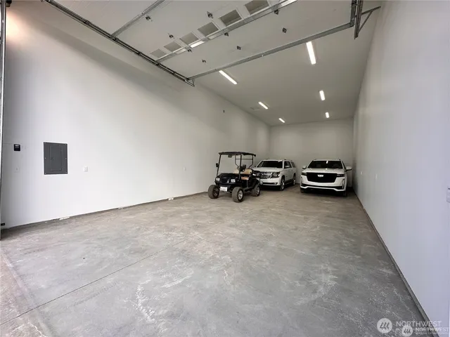 a view of a garage