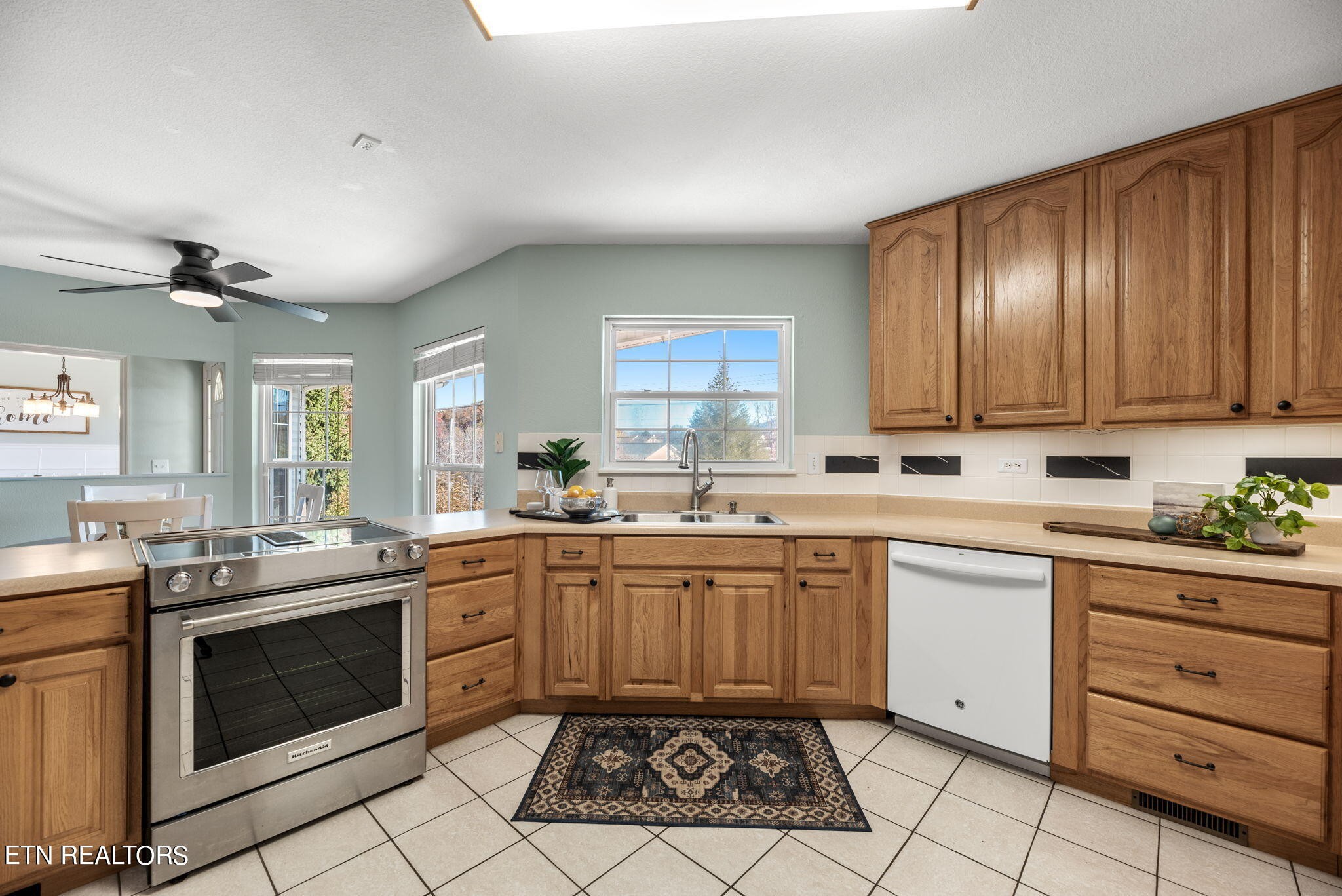 4207 Pea Ridge Road Maryville, TN 37804 - Photo 17 of 59 Gallery Image 17