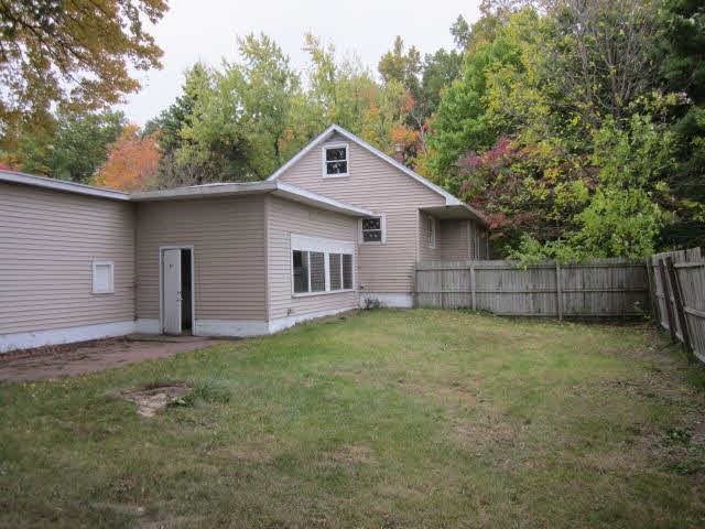 2000 Lakeside Road Erie, MI 48133 - Photo 3 of 14 20394460-2.JPG