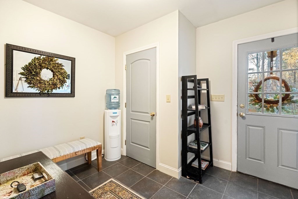 4 Heathers Path Plympton, MA 02367 - Photo 11 of 28 Gallery Image 11