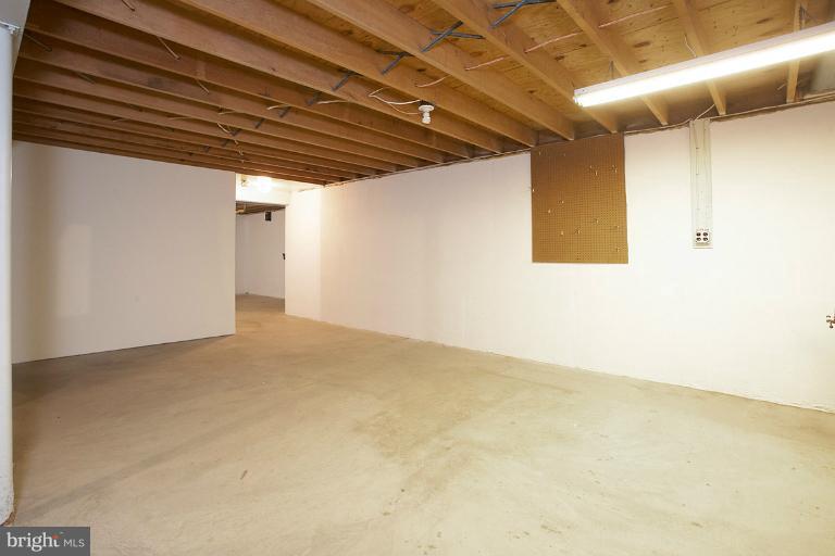 302 Summit Hall Road Gaithersburg, MD 20877 - Photo 9 of 23 Basement