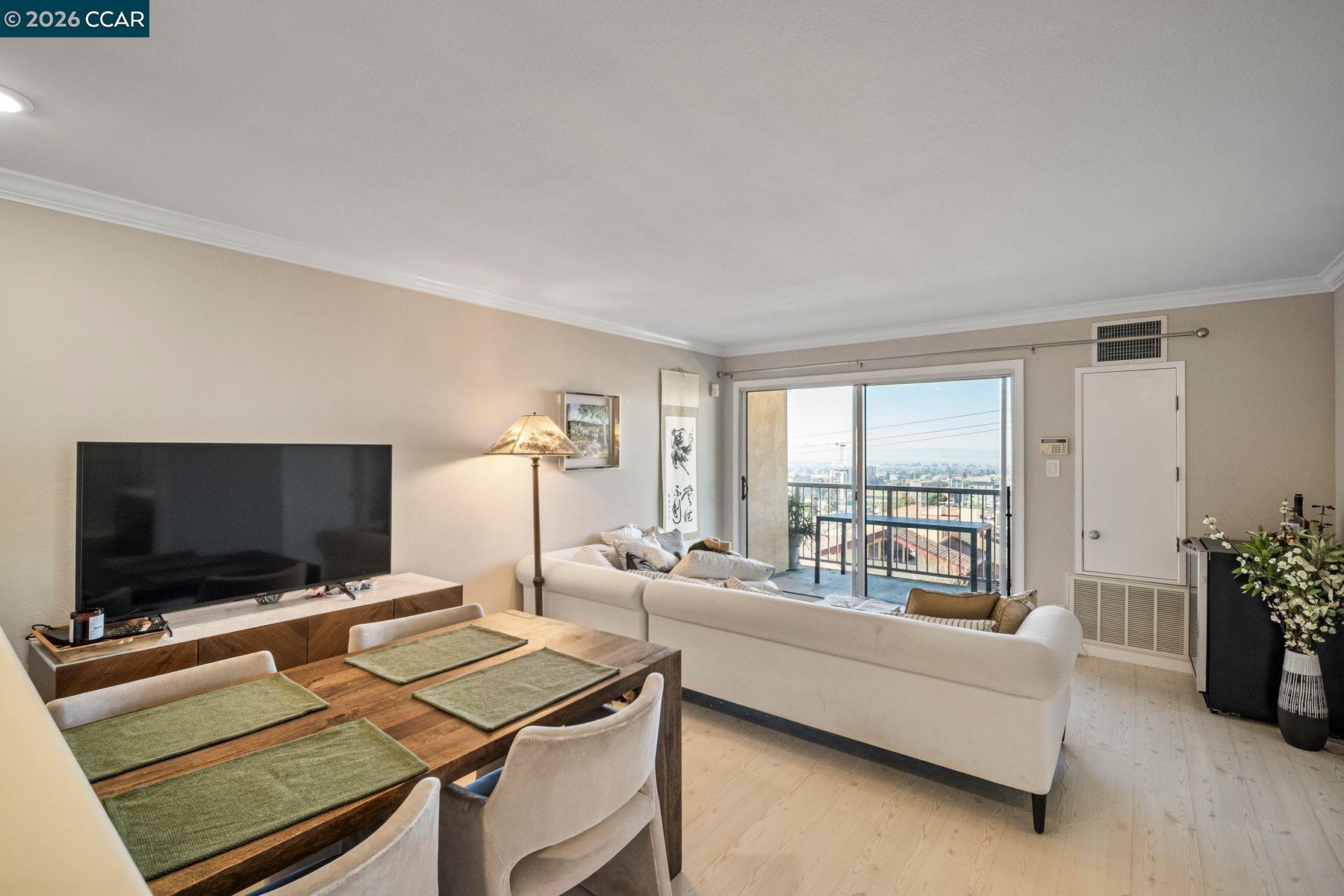 2 Panoramic Way, Unit 304 Berkeley, CA 94704 - Photo 7 of 43