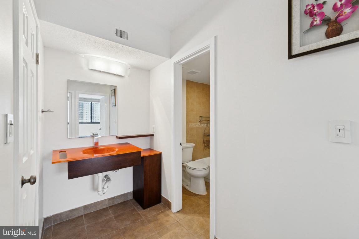 5505 Seminary Road, Unit 1707N Falls Church, VA 22041 - Photo 14 of 26 Gallery Image 14