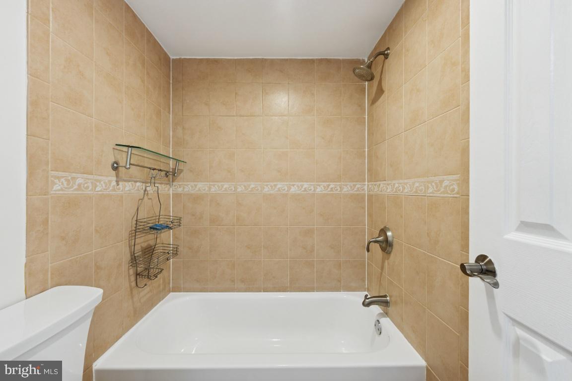 5505 Seminary Road, Unit 1707N Falls Church, VA 22041 - Photo 15 of 26 Gallery Image 15