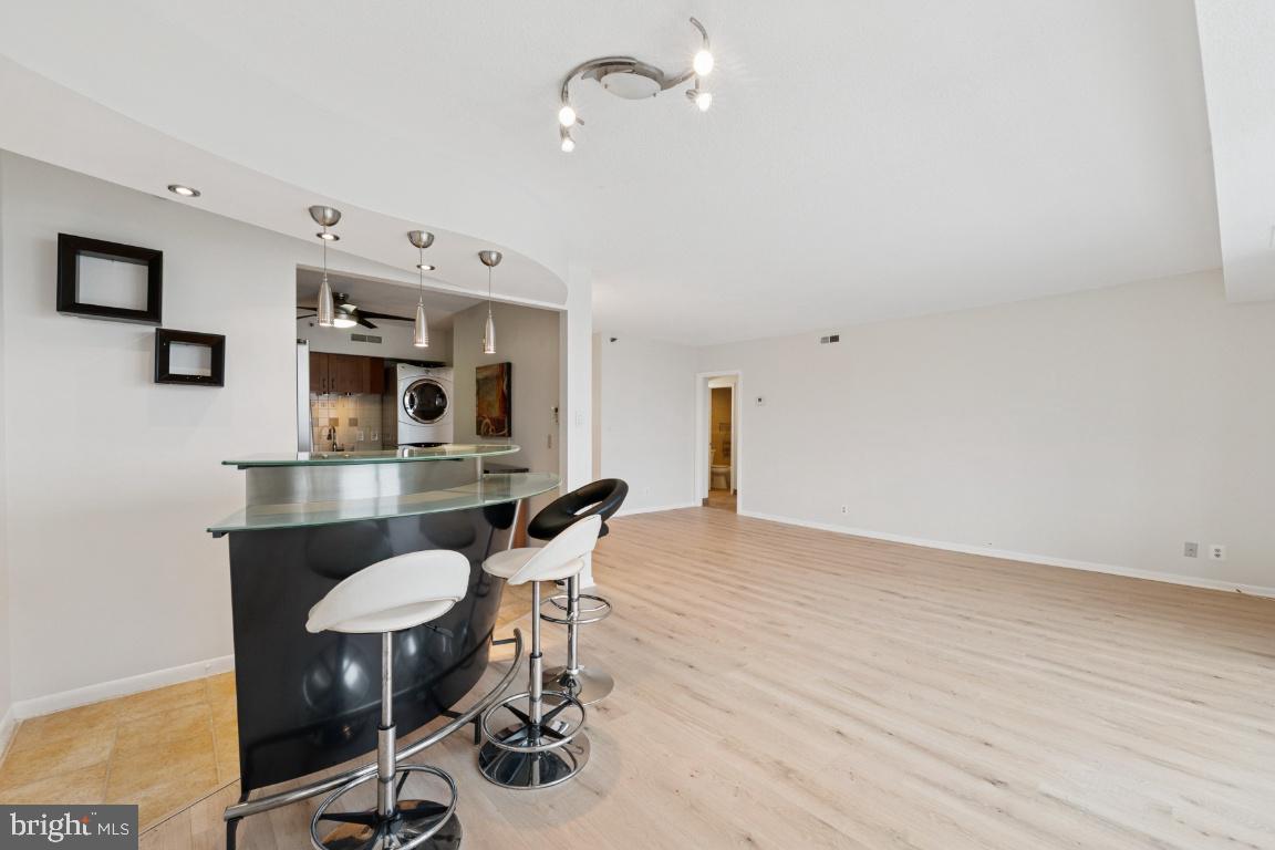5505 Seminary Road, Unit 1707N Falls Church, VA 22041 - Photo 9 of 26 Gallery Image 9