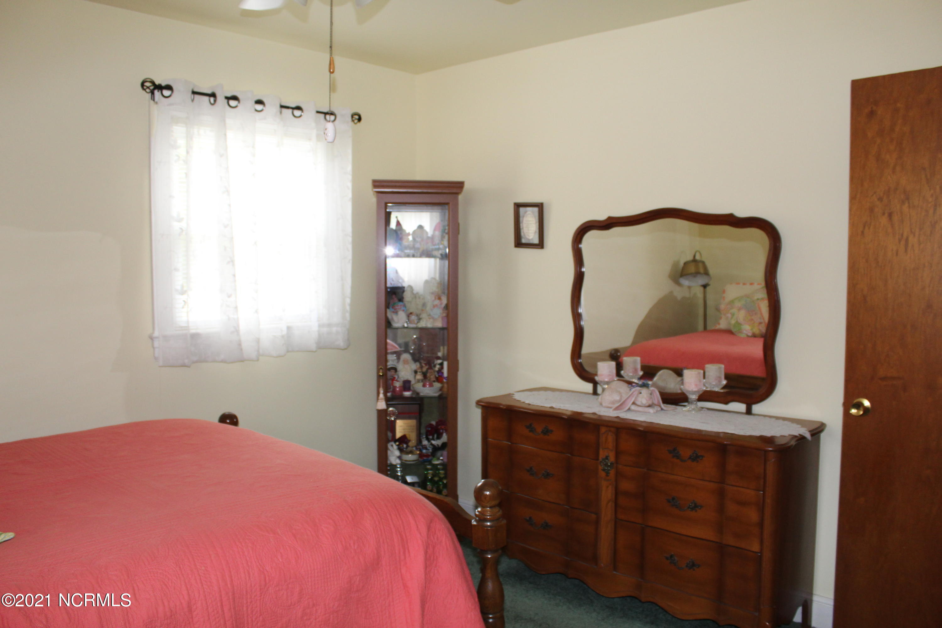 507 West Branch Street Spring Hope, NC 27882 - Photo 26 of 36 IMG_0529