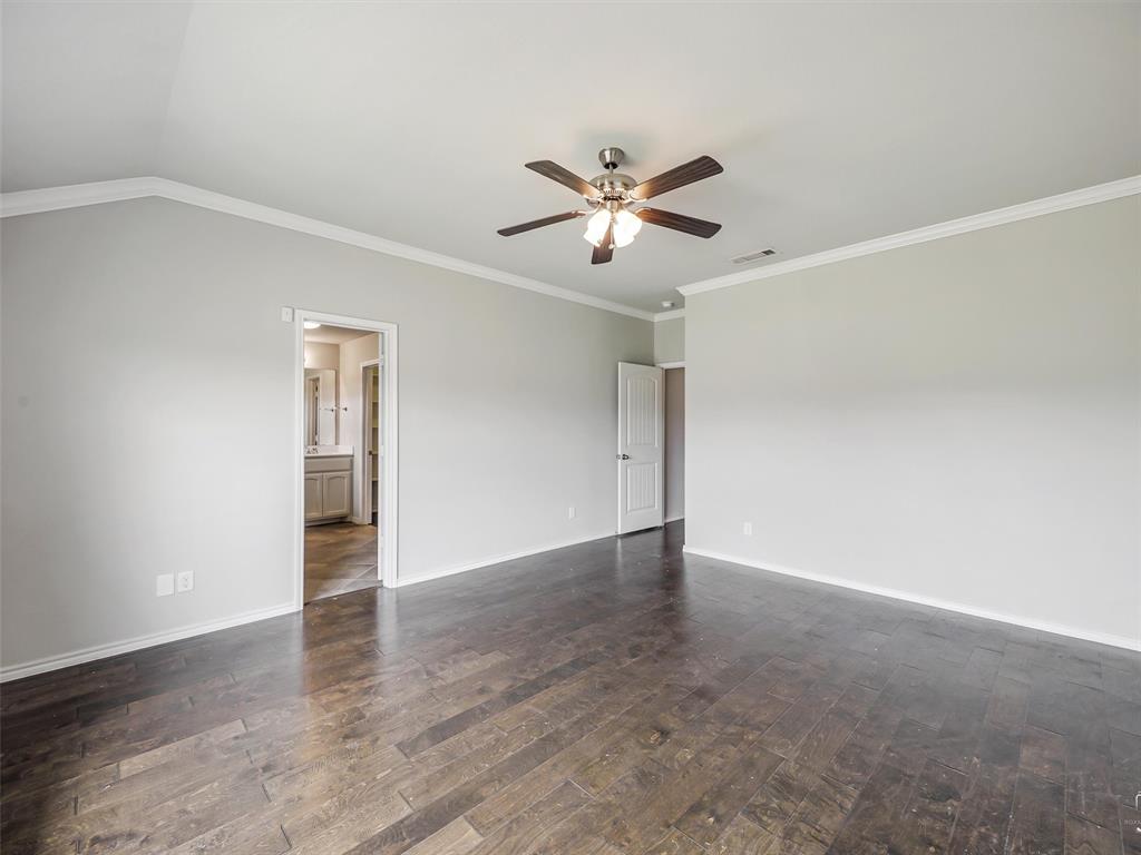 132 County Road 4213 Decatur, TX 76234 - Photo 12 of 27 a view of an empty room
