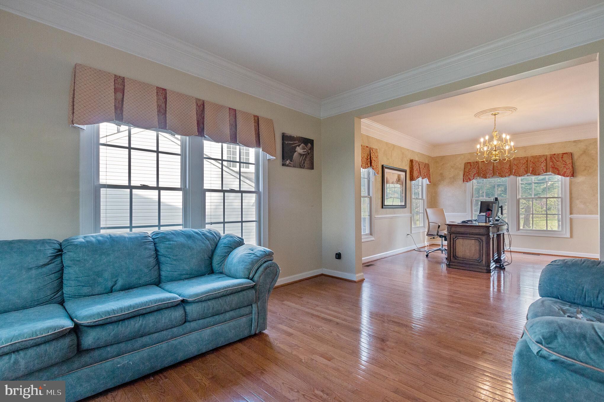 14436 Clubhouse Road Gainesville, VA 20155 - Photo 6 of 27 Gallery Image 6