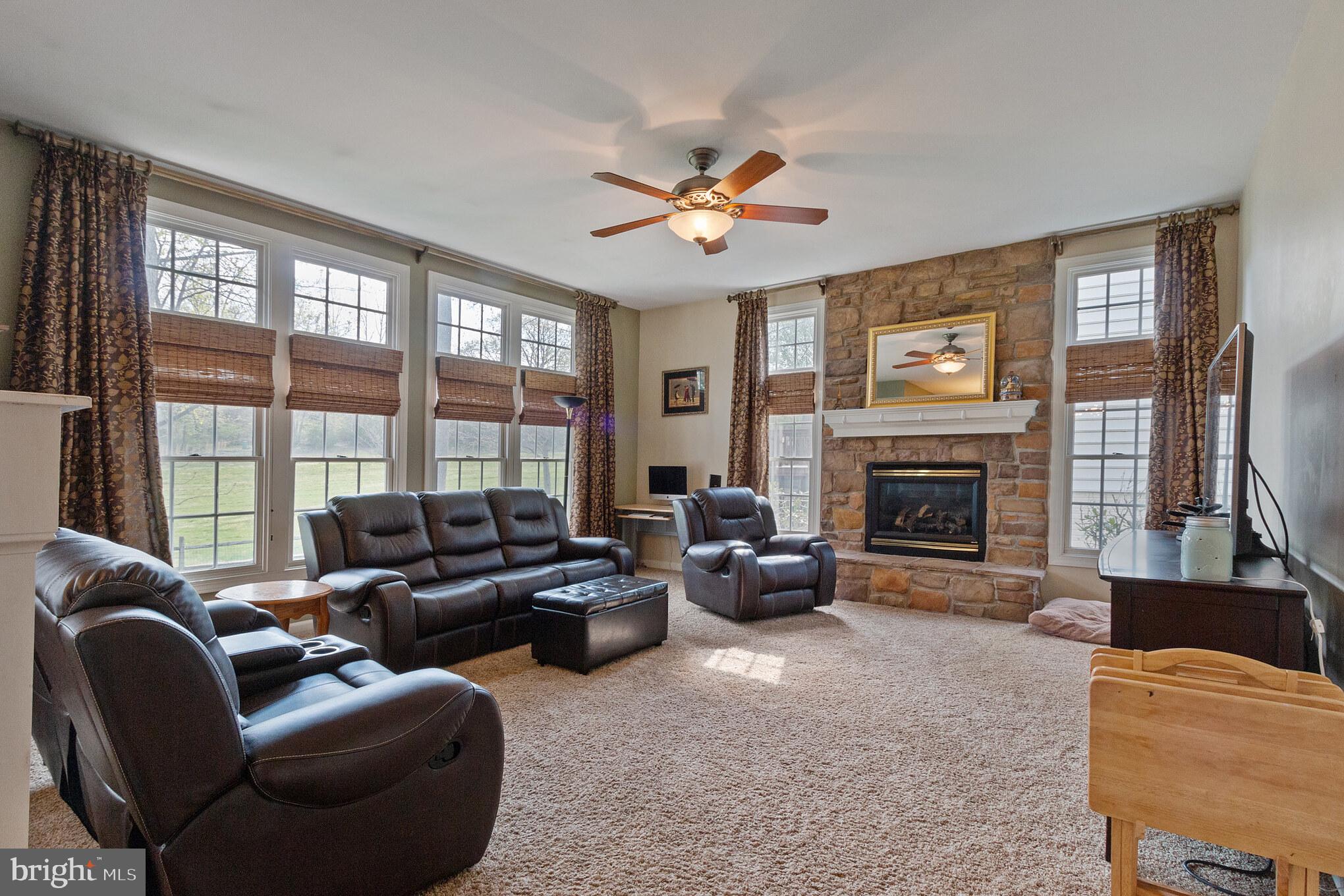 14436 Clubhouse Road Gainesville, VA 20155 - Photo 9 of 27 Gallery Image 9