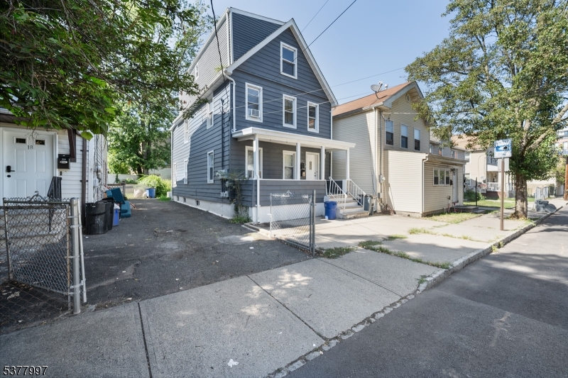 16 New Street, Unit 2 Montclair, NJ 07042 - Photo 3 of 17