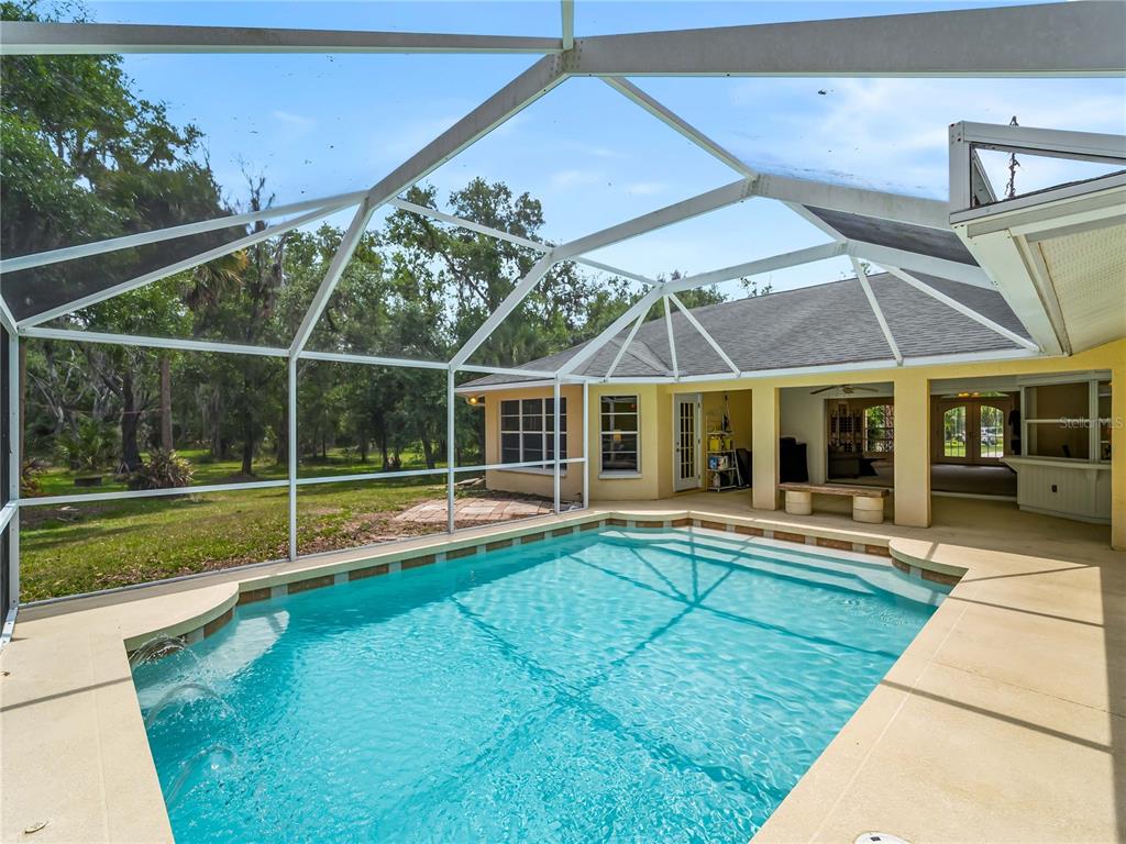 13505 Wild Citrus Road Sarasota, FL 34240 - Photo 18 of 69