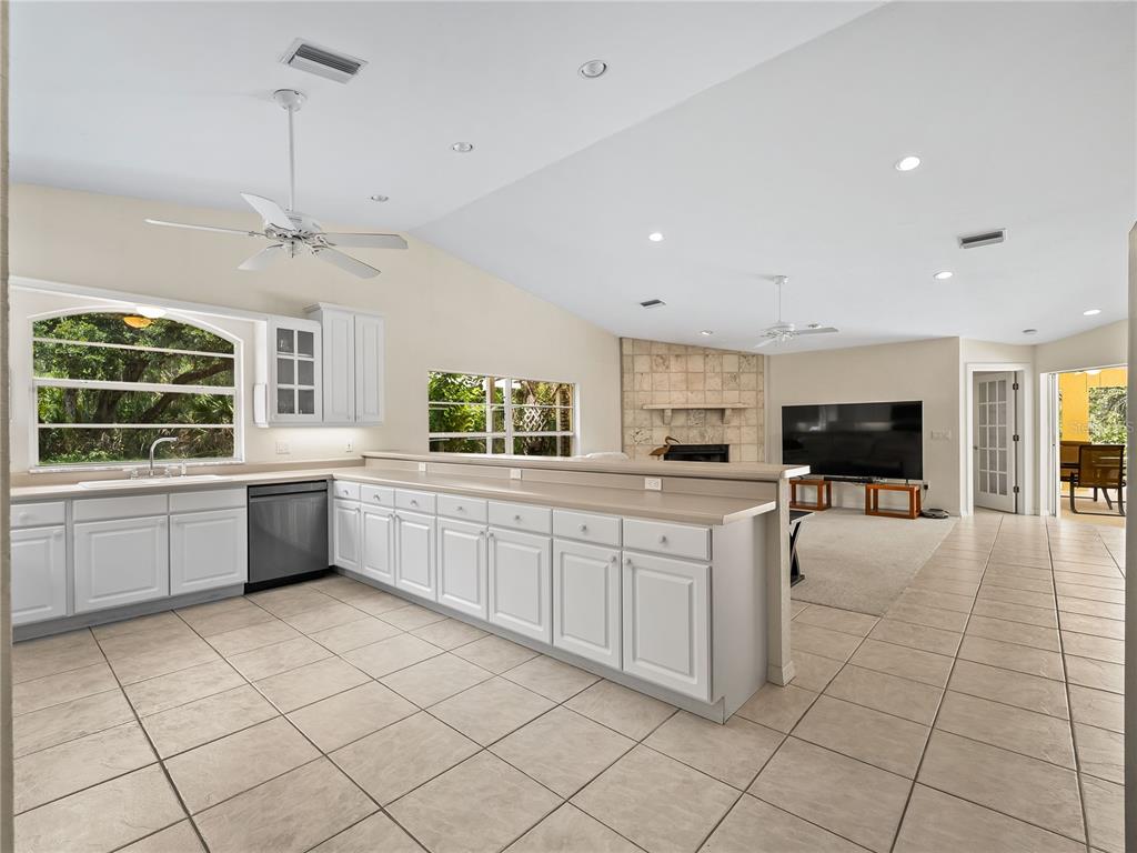 13505 Wild Citrus Road Sarasota, FL 34240 - Photo 46 of 69