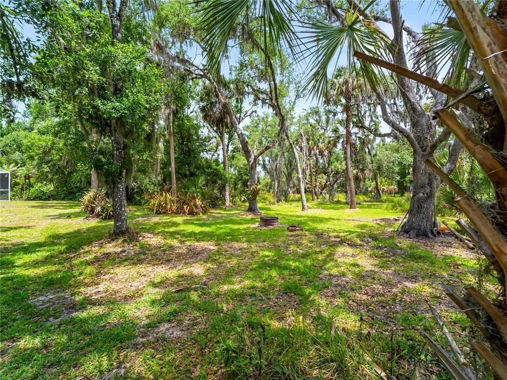 13505 Wild Citrus Road Sarasota, FL 34240 - Photo 10 of 69