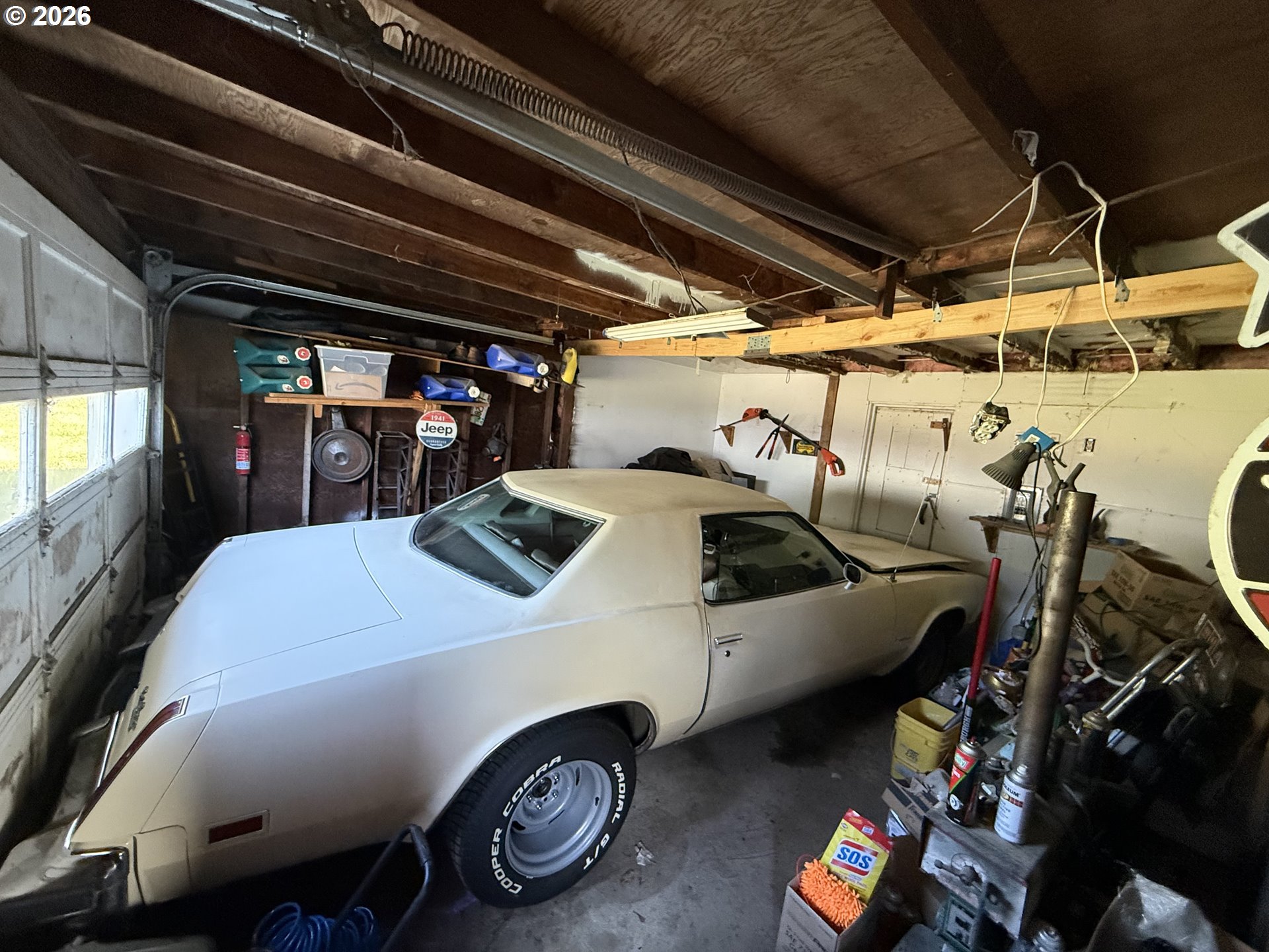 827 East 11th Street Coquille, OR 97423 - Photo 16 of 45 a utility room with dryer and washer