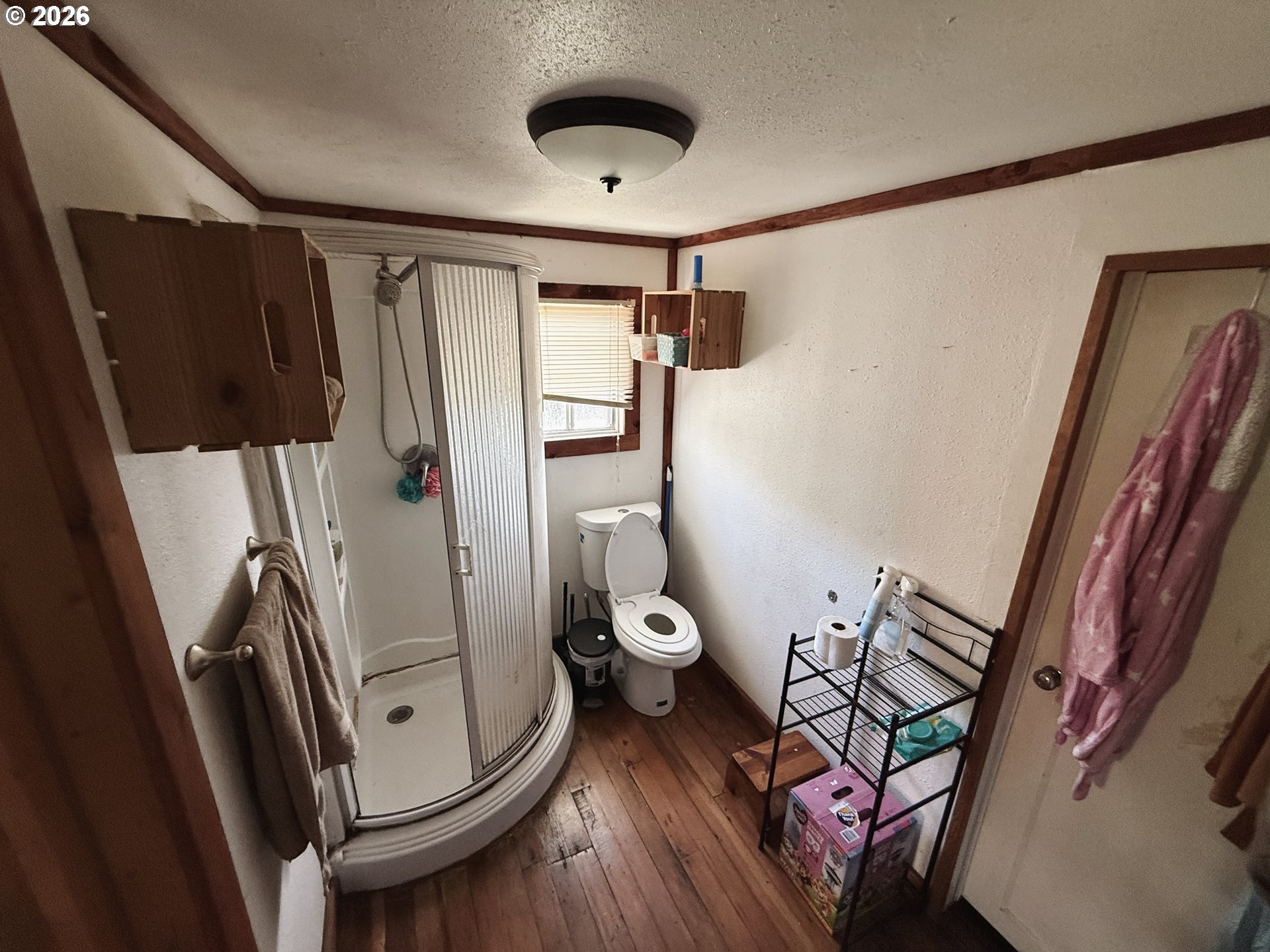 827 East 11th Street Coquille, OR 97423 - Photo 38 of 45 a view of an entryway