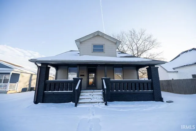 $159,900 | 1206 South Madison Street, Muncie, IN 47302