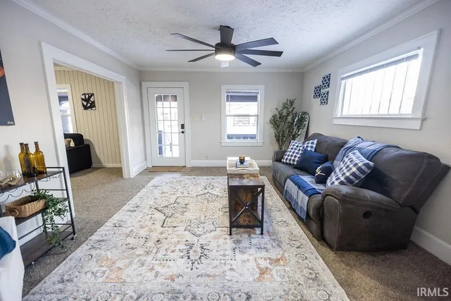 $159,900 | 1206 South Madison Street, Muncie, IN 47302