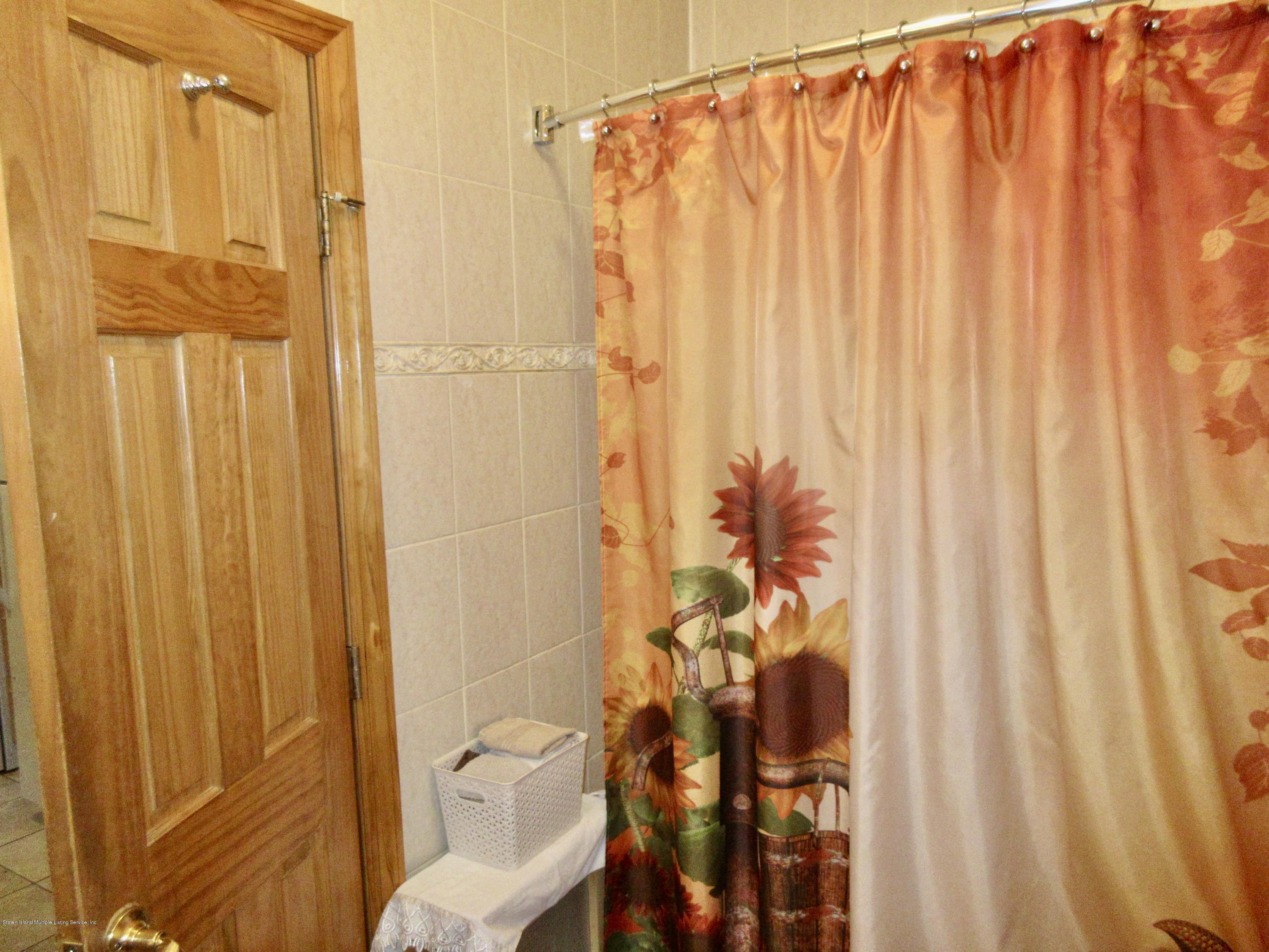 1031 Bay Ridge Parkway Brooklyn, NY 11228 - Photo 21 of 54 Bathroom