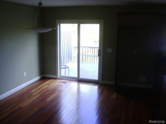 6520 Turtle Walk Clarkston, MI 48346 - Photo 2 of 9 DSC00173