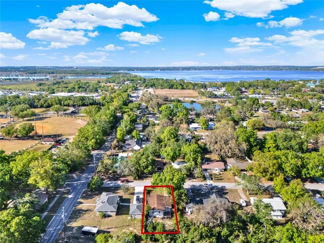 $2,100 | 1179 Seminole Street, Clermont, FL 34711