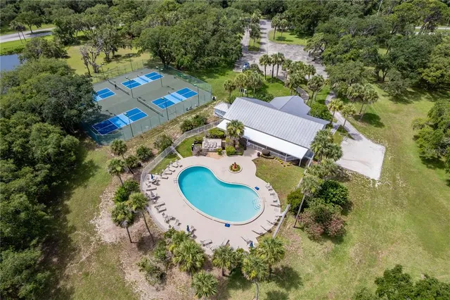 $280,000 | 415 Sioux Boulevard, Oak Hill, FL 32759