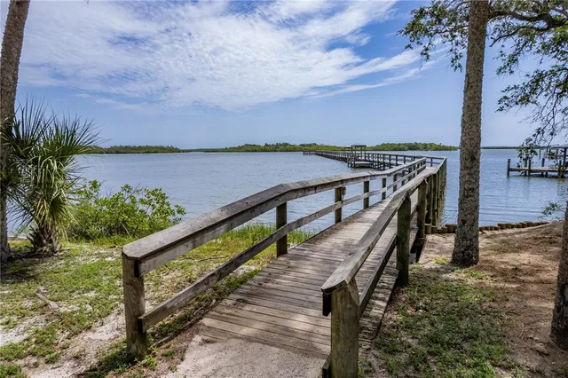 $280,000 | 415 Sioux Boulevard, Oak Hill, FL 32759