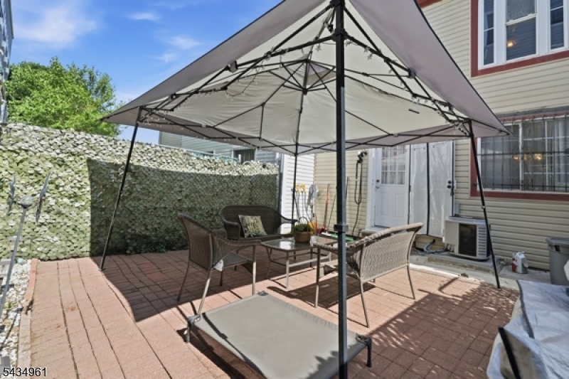142 Pearl Street Paterson, NJ 07501 - Photo 18 of 20