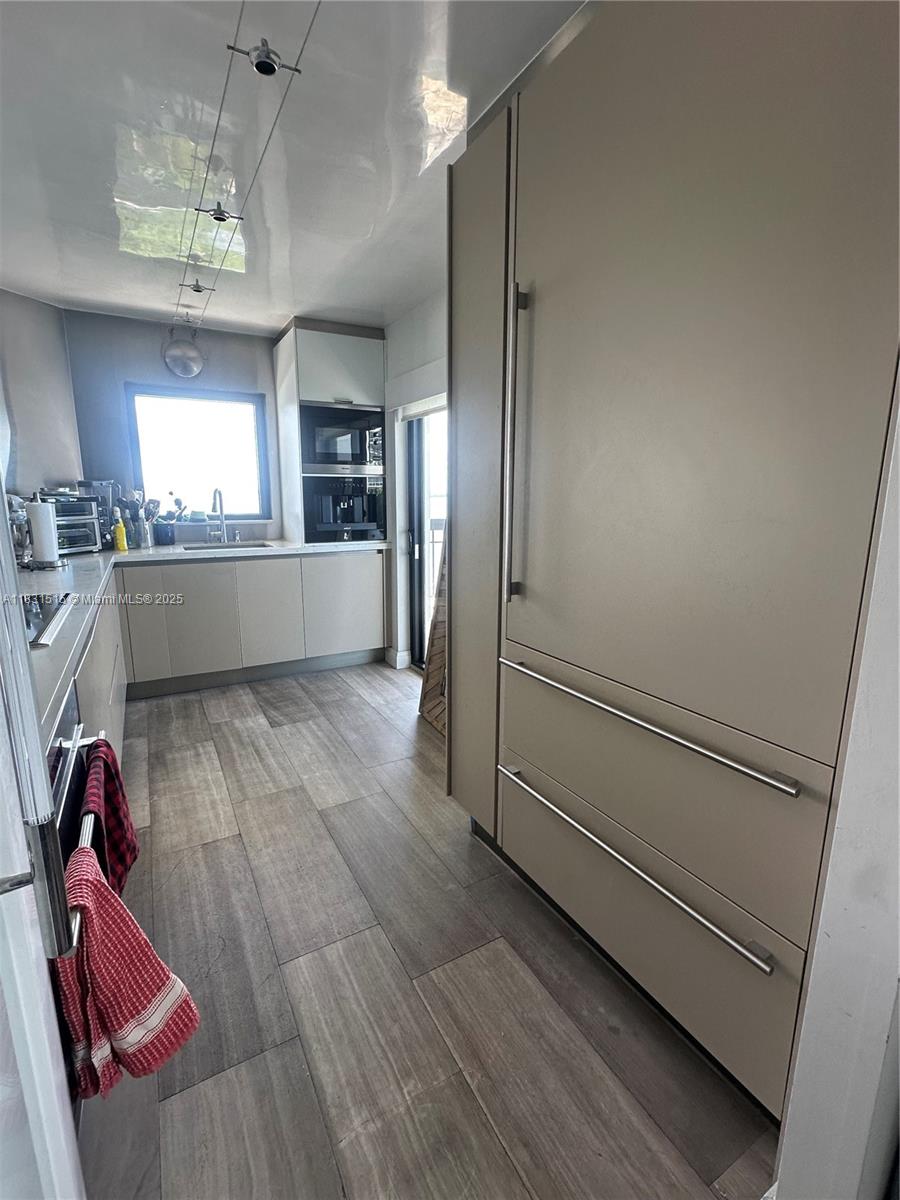 2333 Brickell Avenue, Unit 901 Miami, FL 33129 - Photo 29 of 79