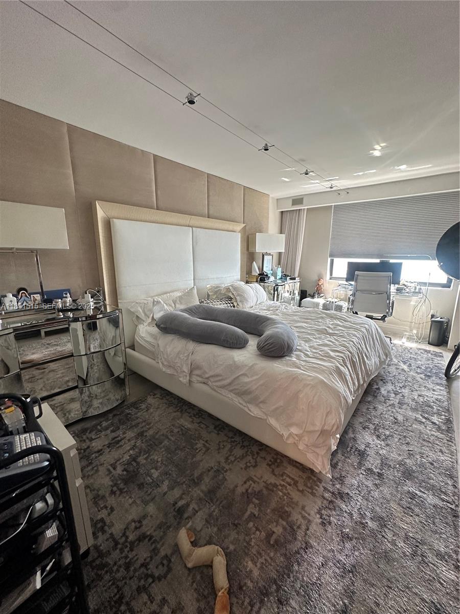 2333 Brickell Avenue, Unit 901 Miami, FL 33129 - Photo 46 of 79