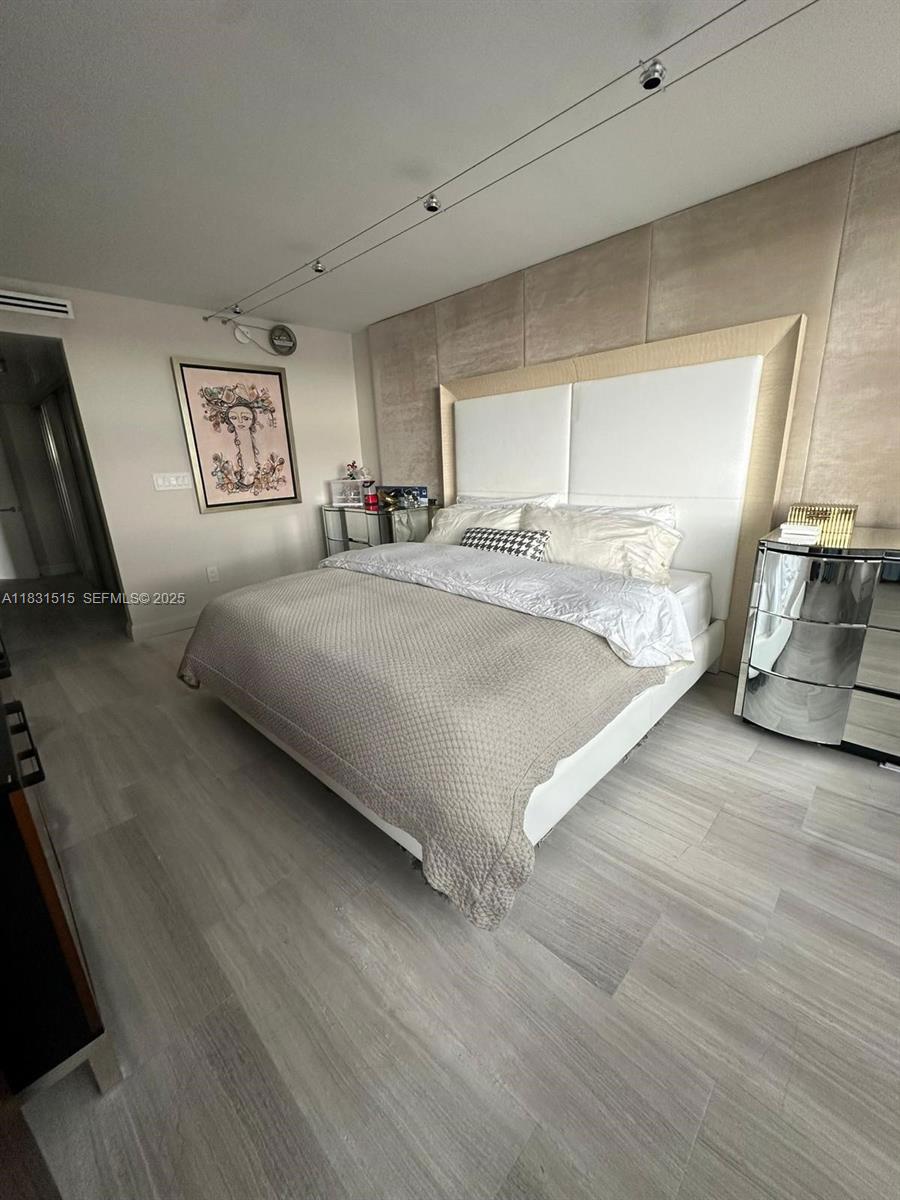 2333 Brickell Avenue, Unit 901 Miami, FL 33129 - Photo 79 of 79