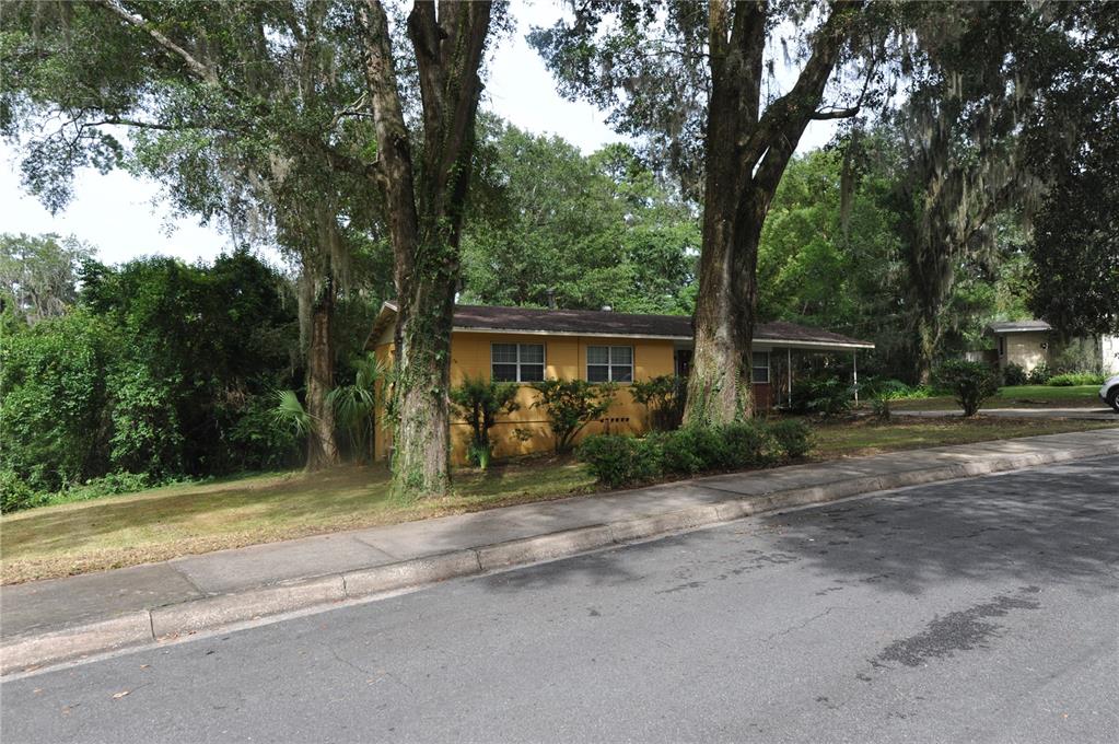 1410 Northwest 7th Road Gainesville, FL 32603 - Photo 4 of 35