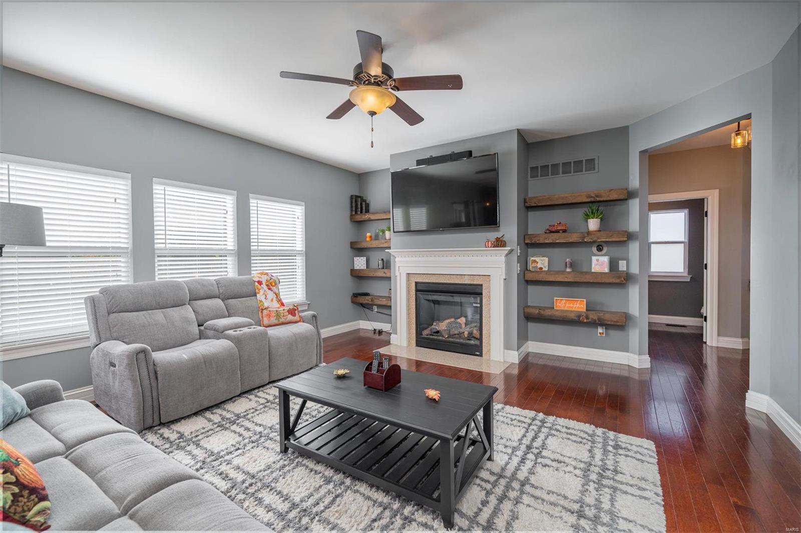 1239 Spring Lilly Drive High Ridge, MO 63049 - Photo 17 of 65