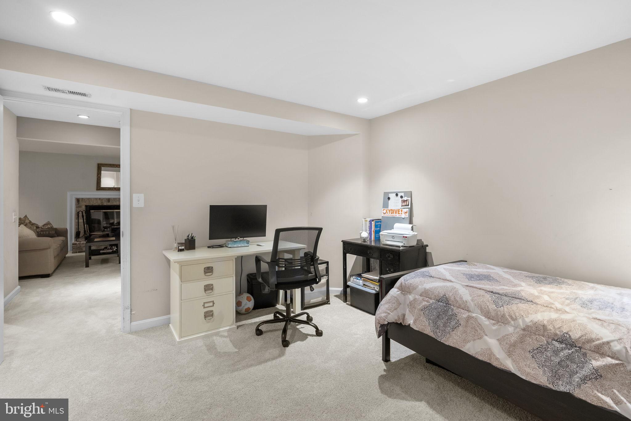 600 Sonata Way Silver Spring, MD 20901 - Photo 33 of 40