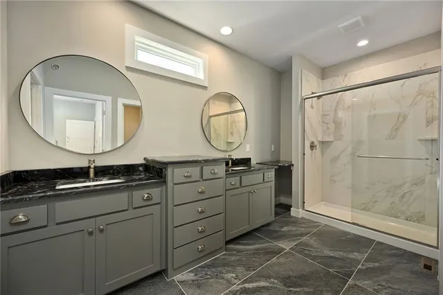 $650,000 | 2903 Tracy Avenue, Kansas City, MO 64109