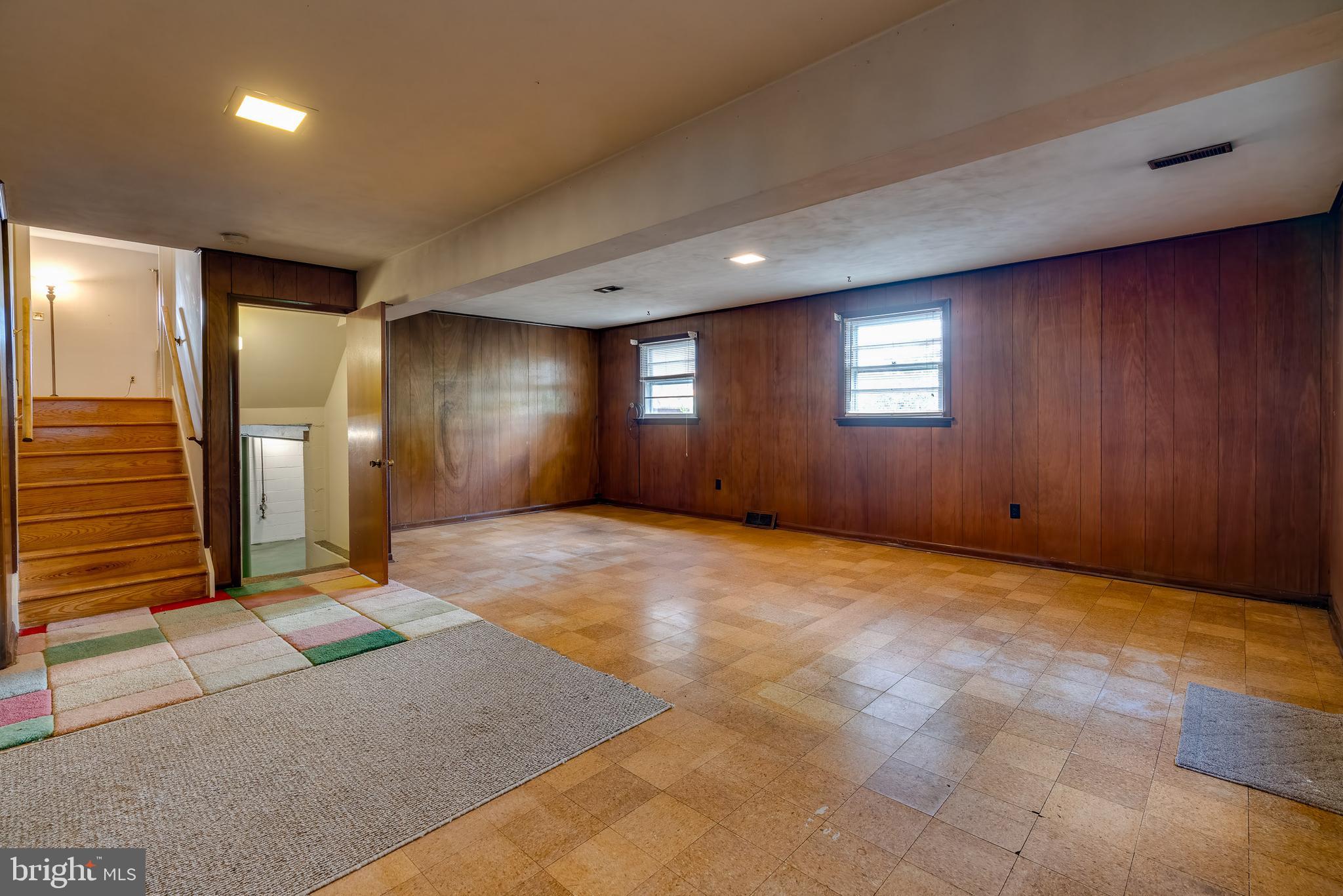 527 West Marion Street Lititz, PA 17543 - Photo 36 of 47 Family Room
20x23