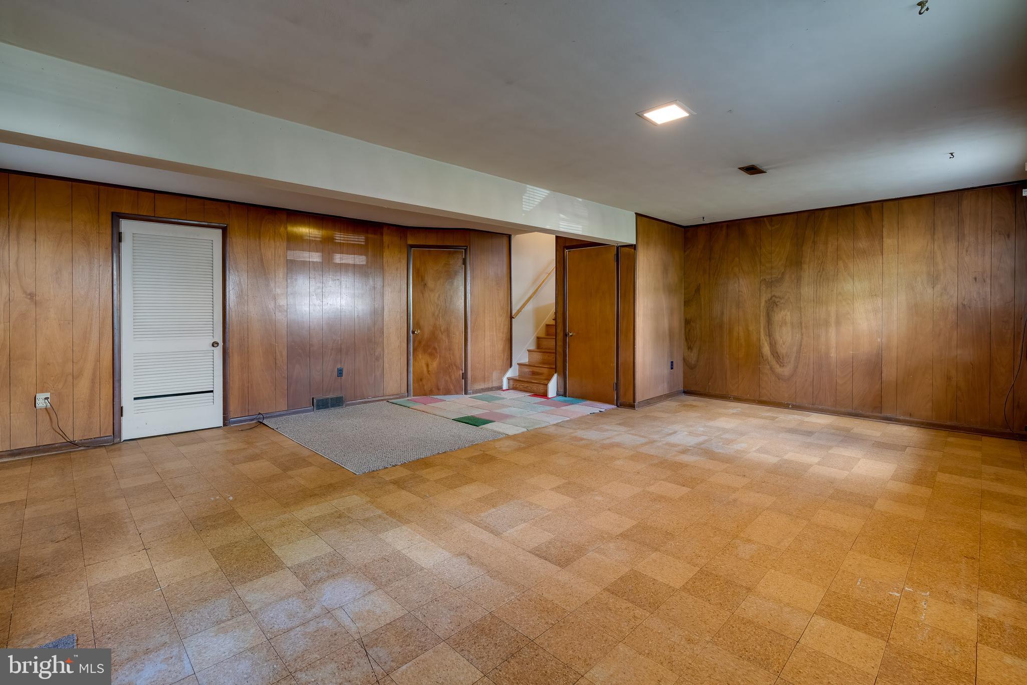 527 West Marion Street Lititz, PA 17543 - Photo 37 of 47 Family Room
20x23