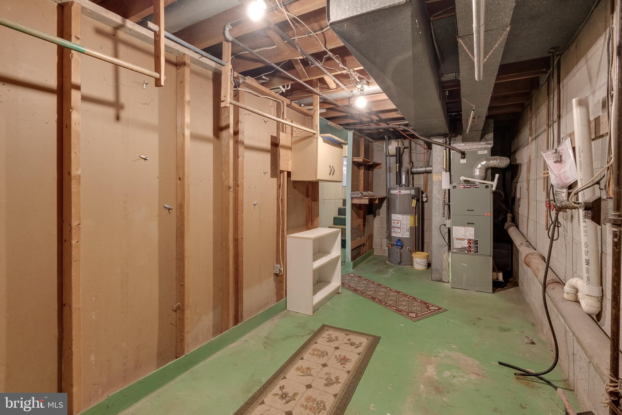 527 West Marion Street Lititz, PA 17543 - Photo 46 of 47 Laundry/Mechanicals
8x20