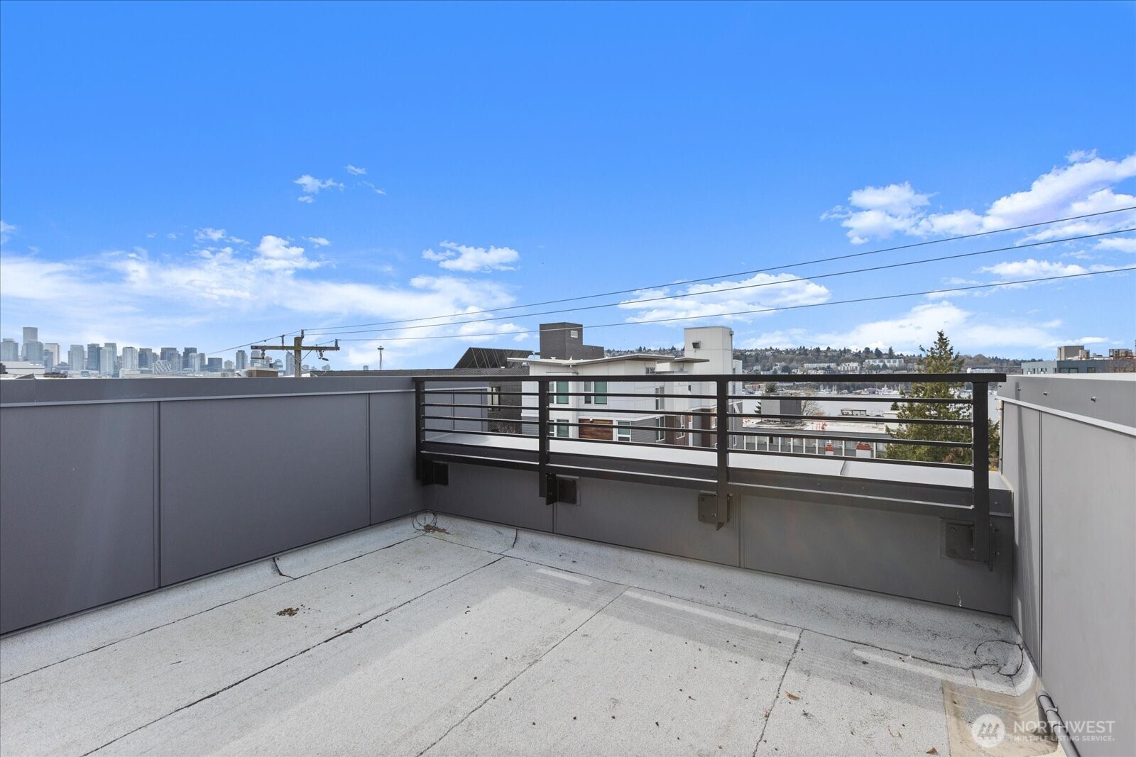 2372 Franklin Avenue East Seattle, WA 98102 - Photo 27 of 32