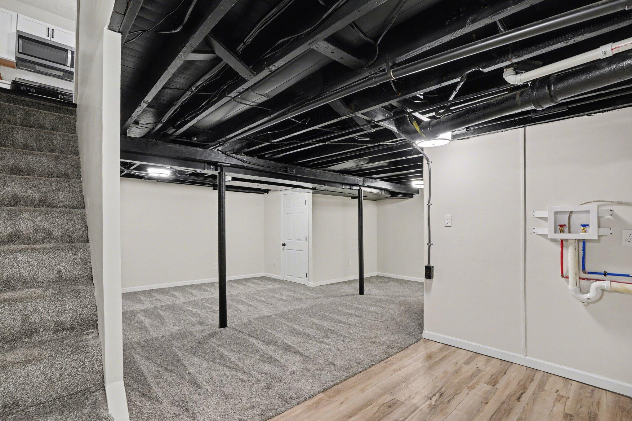 920 Cherry Street Niles, MI 49120 - Photo 15 of 26 021_file_8044