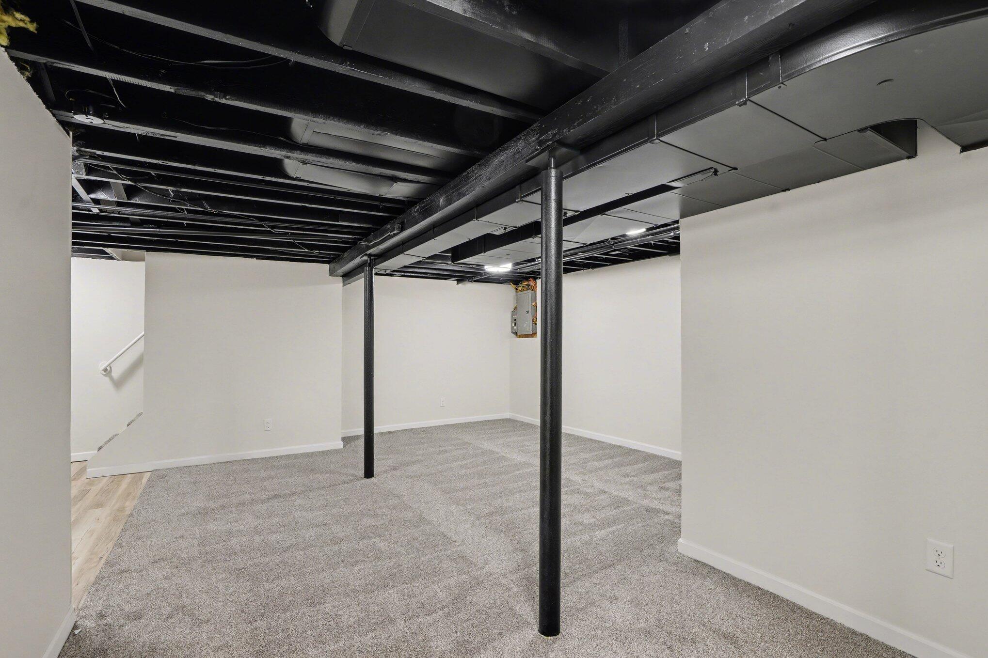 920 Cherry Street Niles, MI 49120 - Photo 16 of 26 018_file_5251