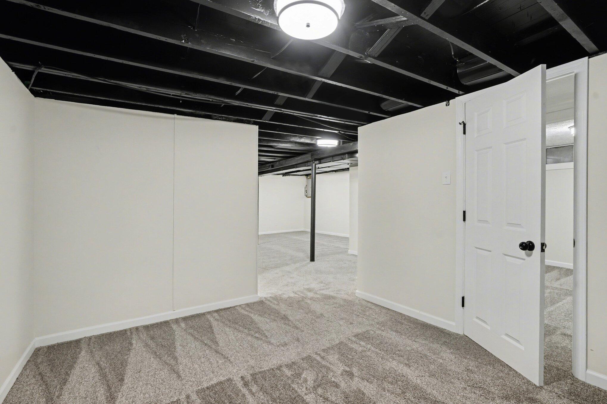 920 Cherry Street Niles, MI 49120 - Photo 18 of 26 020_file_5040