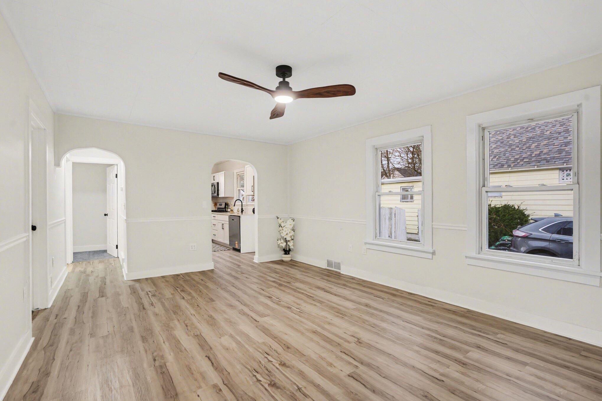 920 Cherry Street Niles, MI 49120 - Photo 5 of 26 007_file_7625