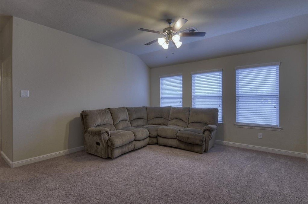 10059 Hyacinth Way Conroe, TX 77385 - Photo 28 of 34