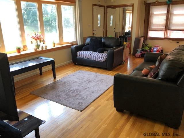 505 Chadwick Road Schenectady, NY 12304 - Photo 18 of 34 Photo 18