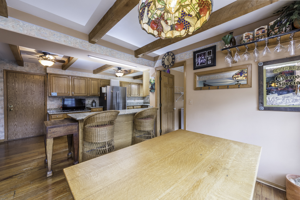 2102 West Hunters Lane Spring Grove, IL 60081 - Photo 2 of 2