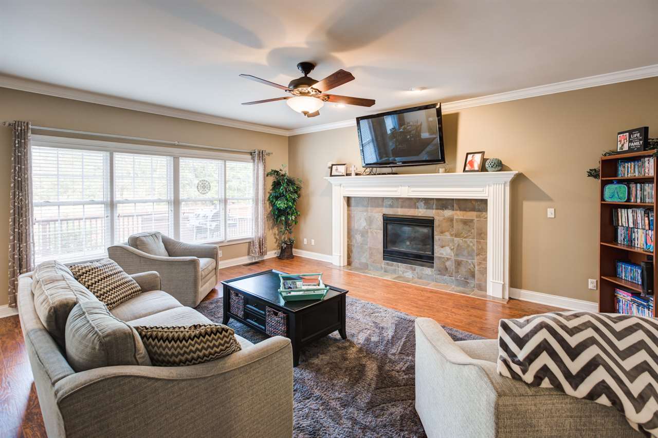 3211 Oak Ridge Court Newburgh, IN 47630 - Photo 15 of 36 Gallery Image 15